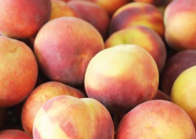 Unión Europea: La producción de duraznos y nectarines se reducirá 7% en 2025/26