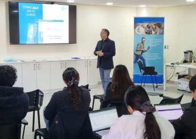 Chilealimentos capacita Otec SpA realiza curso de sustentabilidad para empleados de Ama Time