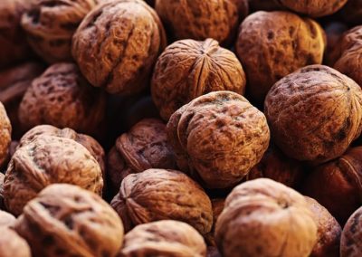 Turquía elimina sobretasas a importaciones de nueces de EE.UU.
