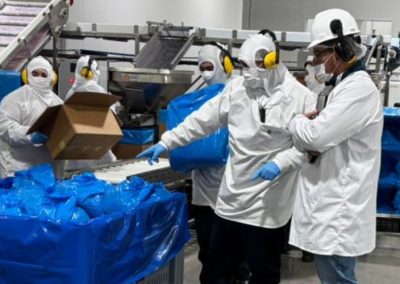 Competencias Laborales: Trabajadores de Comfrut finalizaron proceso de evaluaciones de competencias con Chilealimentos