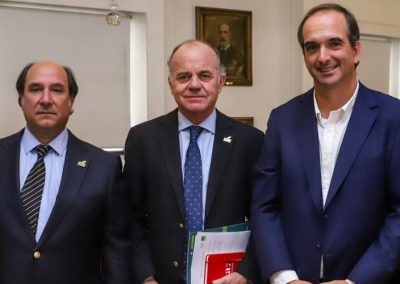 Presidente de Chilealimentos Juan Manuel Mira participó del consejo de la SNA junto al ministro de agricultura Jaime Campos
