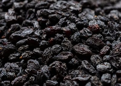 Pasas: Oferta limitada, alzas de precios y alta demanda tensionan el mercado mundial