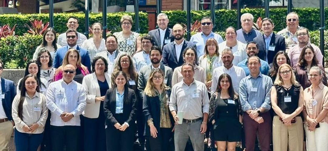 Chilealimentos participa en taller sobre inversiones y desarrollo sostenible en Costa Rica