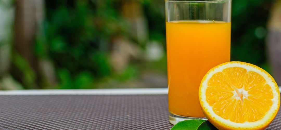 Jugo de Naranja: Pronostican caída del 13% de la producción mundial en 2026/27